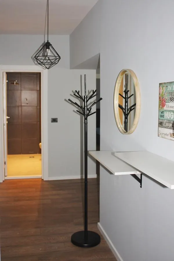 Apt 16-Tirana Very Central Apartment Albania