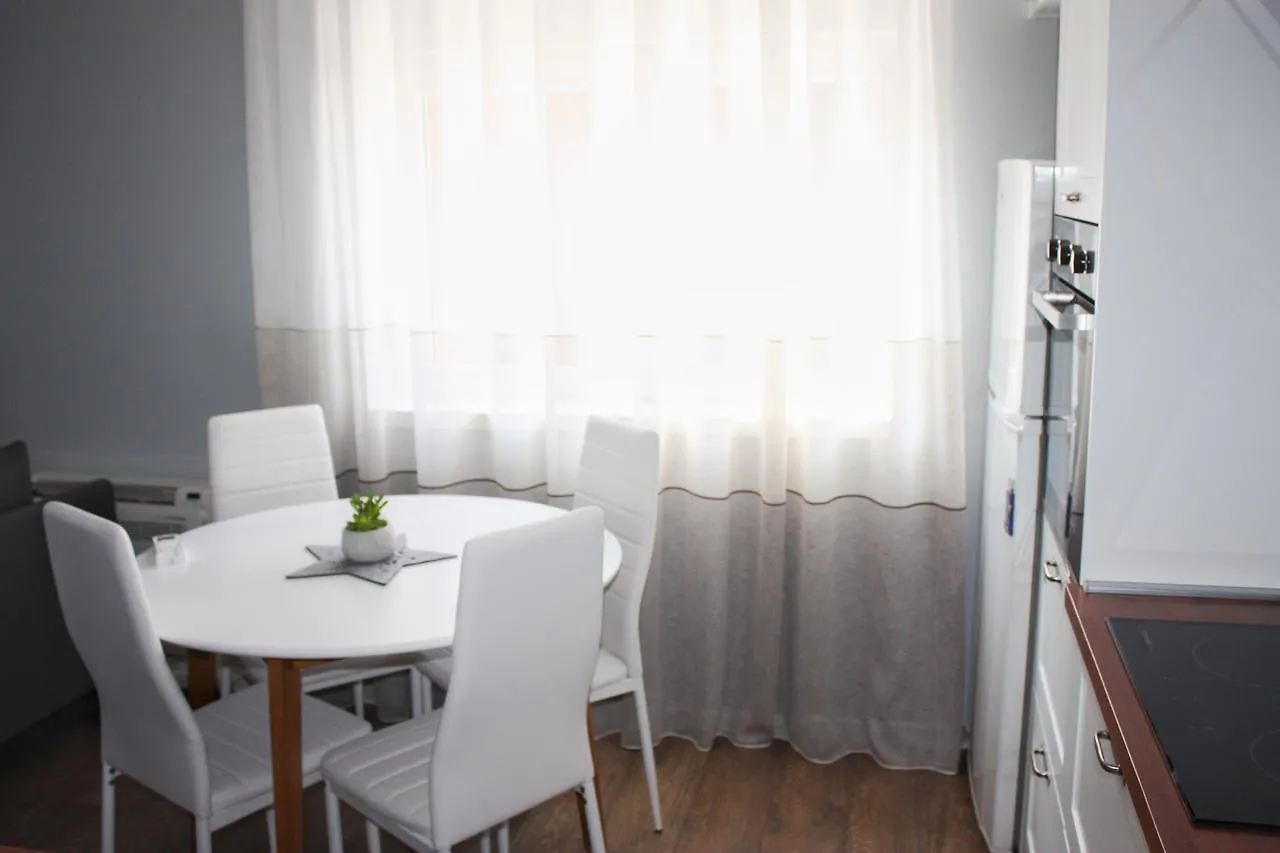 Apt 16-Tirana Very Central Apartment