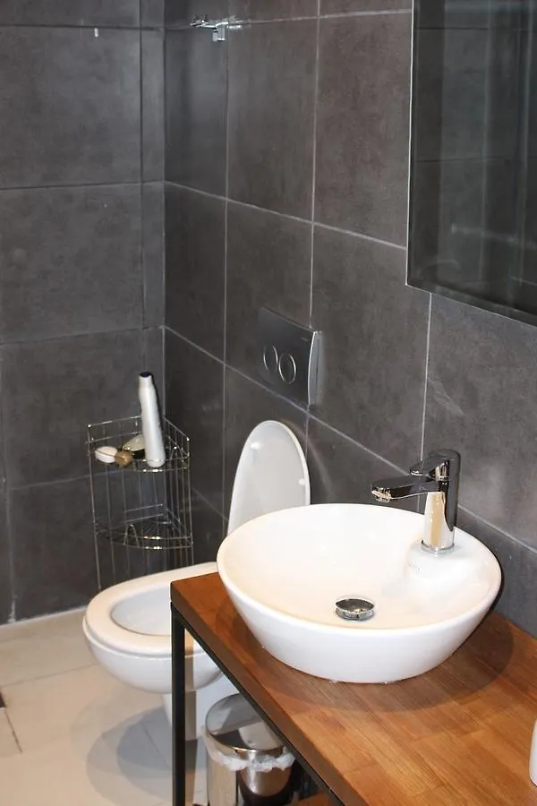 Apt 16-Tirana Very Central Apartment
